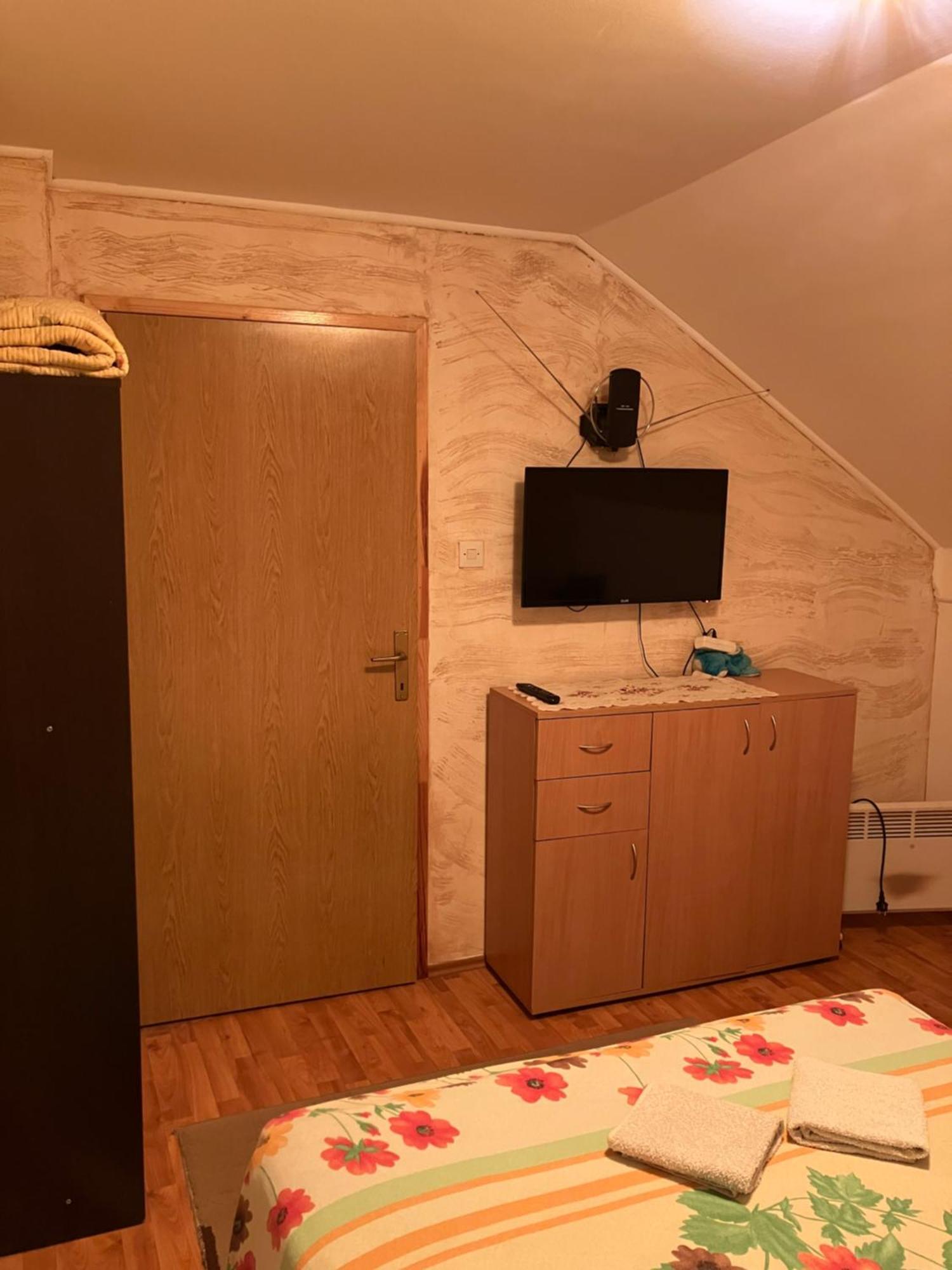 Apartmani Rada 즐라티보 외부 사진